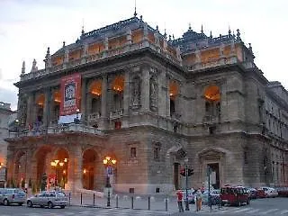 Opera Budapesta